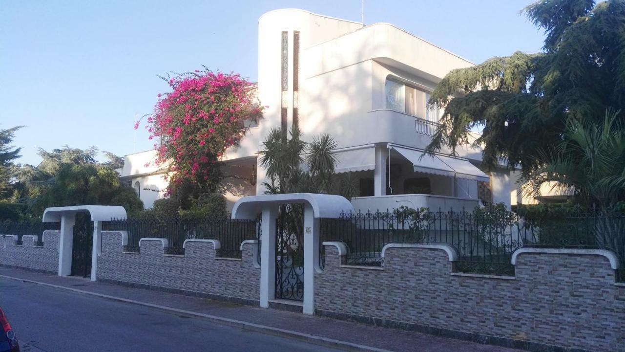 Villa Mary トラーニ エクステリア 写真